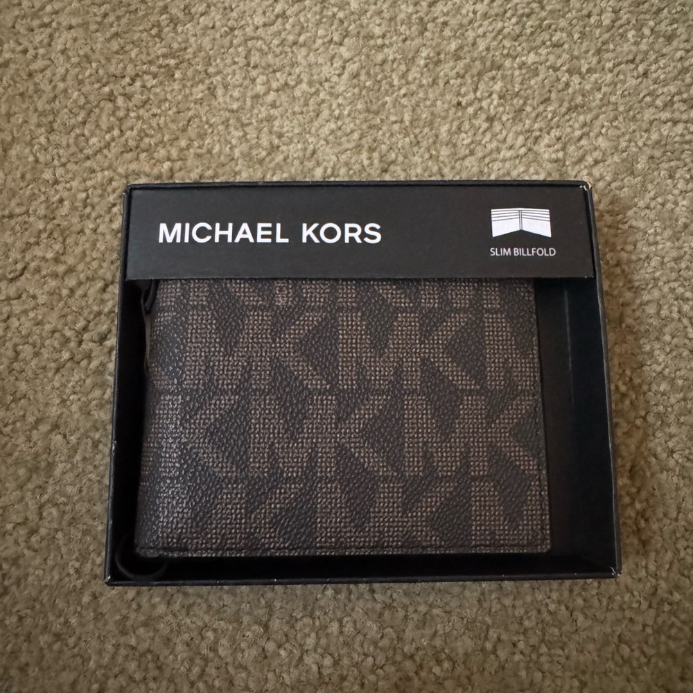 Michael Kors Black and Brown Slim Billfold not used